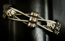 Load image into Gallery viewer, Combo skull - Bass &amp; Electric Guitar String Bracelet

