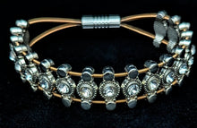 Load image into Gallery viewer, Gold &#39;Bling&#39; _ Guitar String Bracelet
