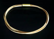 Load image into Gallery viewer, Gold Simple Twist - Accoustic Guitar String Bracelet
